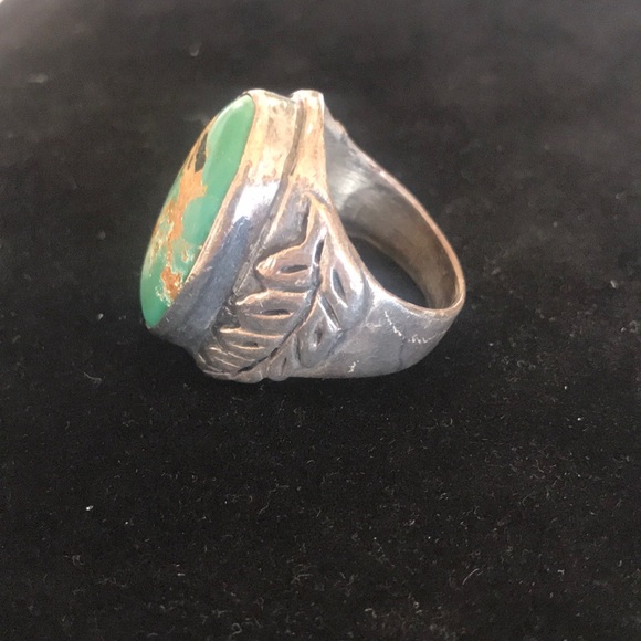 Vintage Green Turquoise Ring - Picture 4 of 8